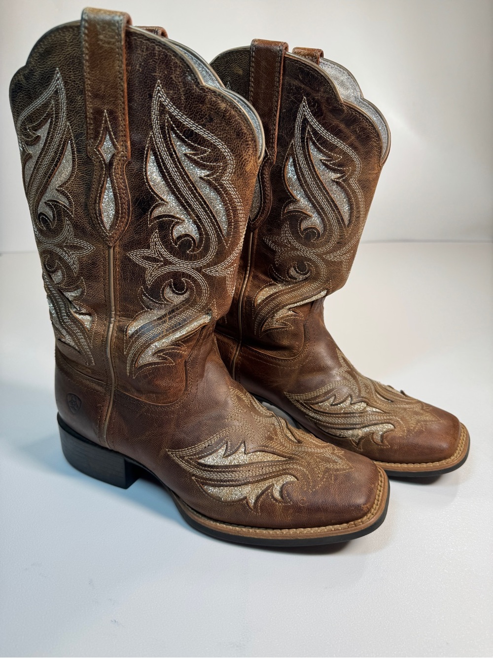 Ariat Western Boots Women’s Size 8B Round Up Bliss Brown Leather Glitter Cowgirl